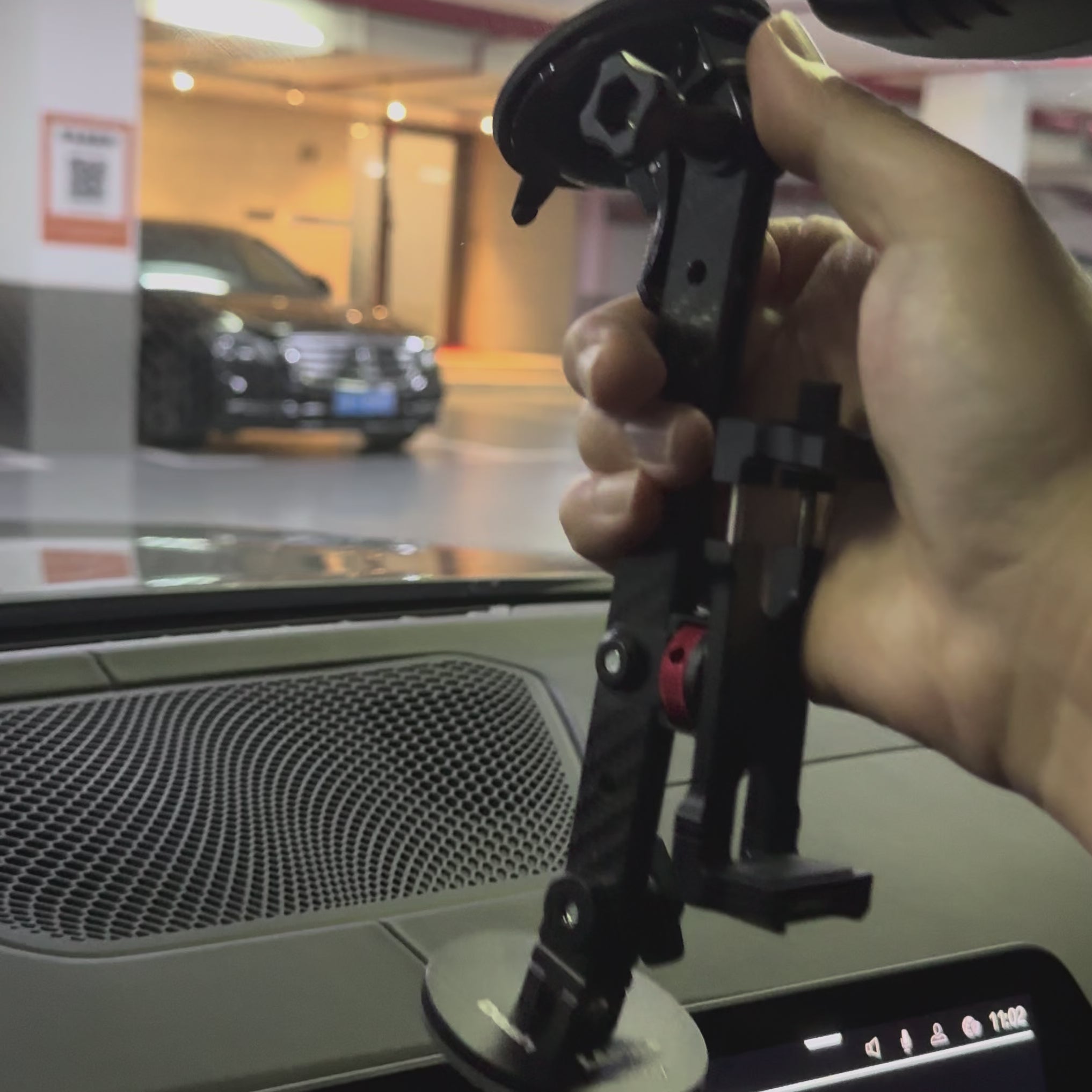 LAPOLE Dash onboard phone holder (Designed for Dragy PiP recording)